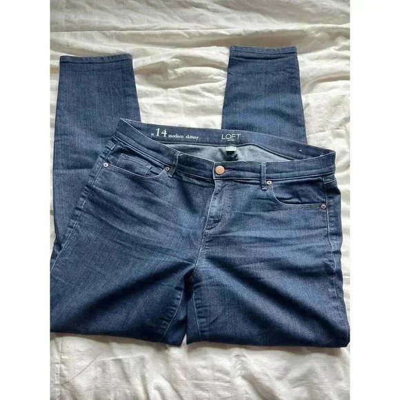 LOFT Ann Taylor denim jeans size 14 - Picture 1 of 3